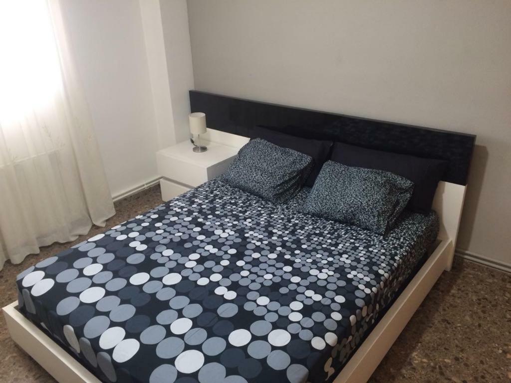 Amplio Y Comodo Apartamento Con Parking Apartment Валенсия Екстериор снимка