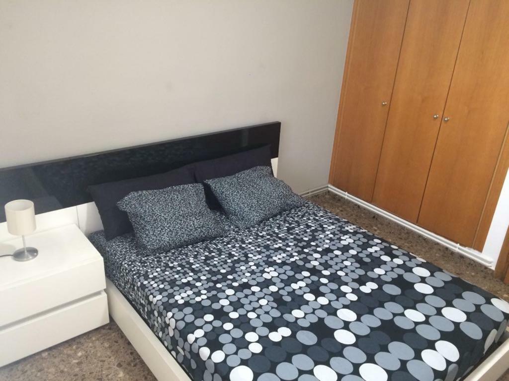 Amplio Y Comodo Apartamento Con Parking Apartment Валенсия Екстериор снимка