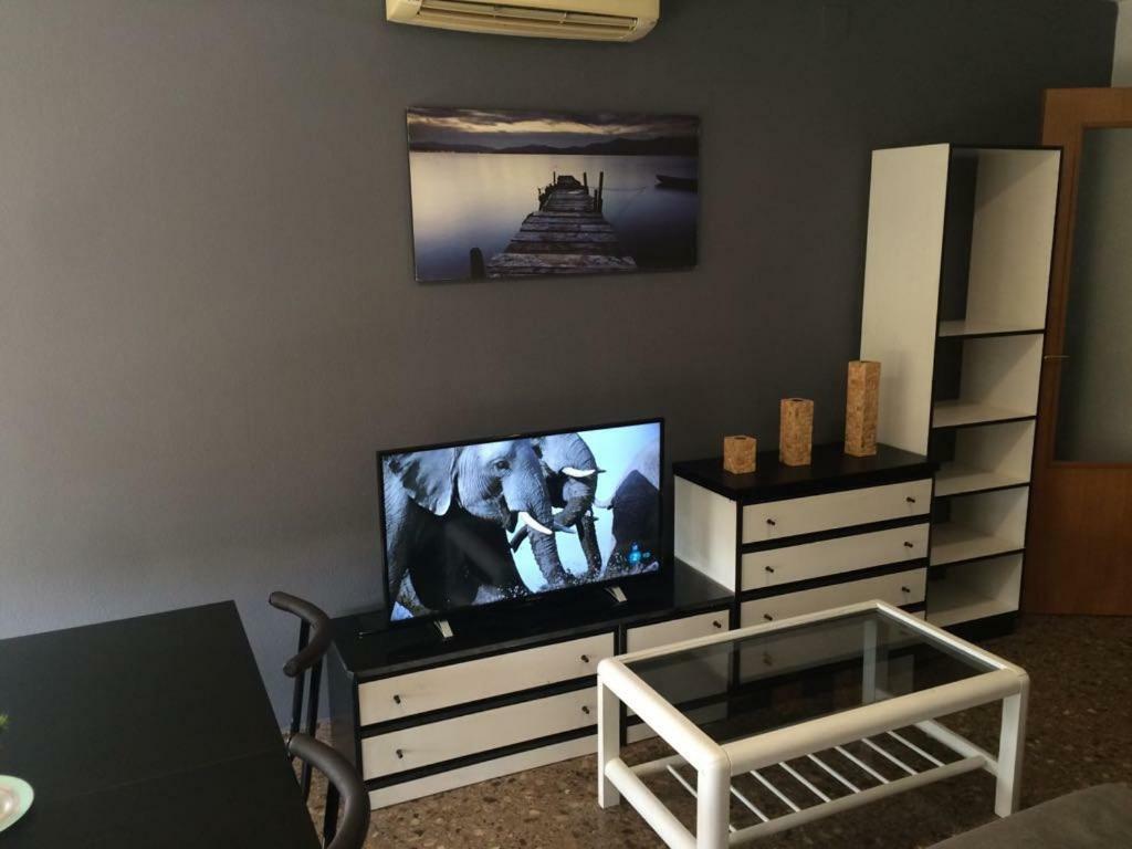 Amplio Y Comodo Apartamento Con Parking Apartment Валенсия Екстериор снимка